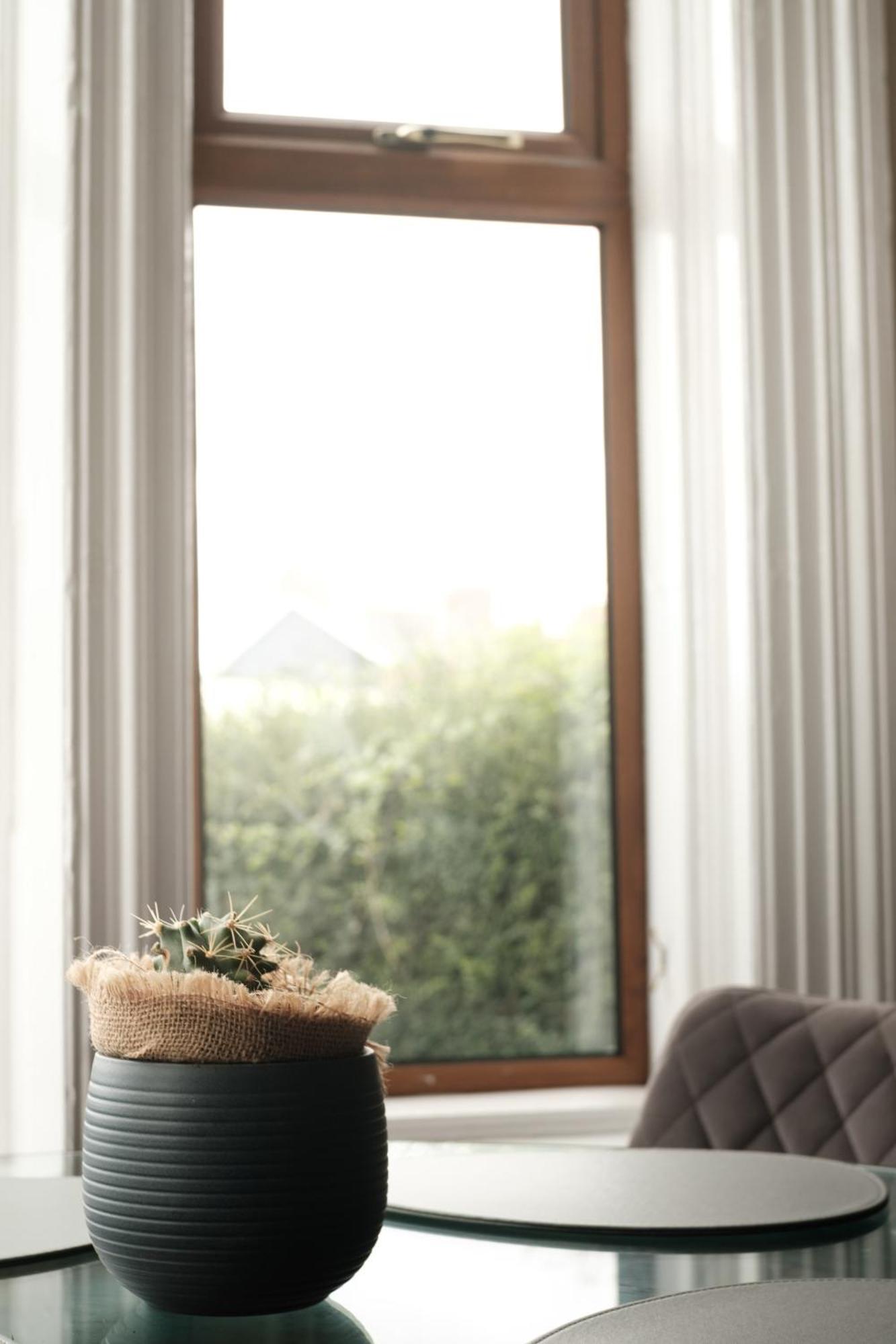 Antrim Road Apartments Belfast Bagian luar foto
